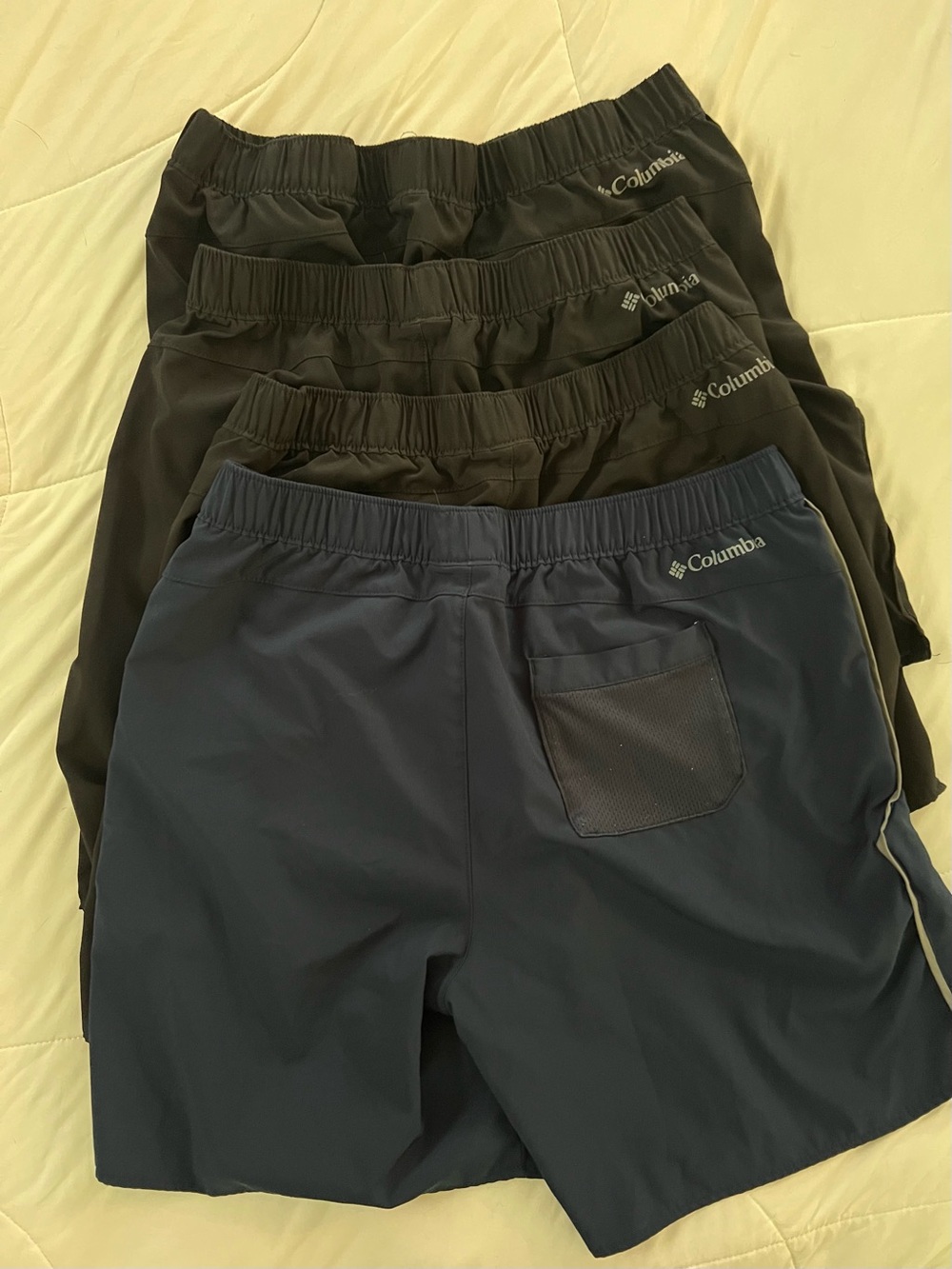 Columbia Boys Elastic-Waist performance Athletic Shorts - Dark Blue & Black LOT